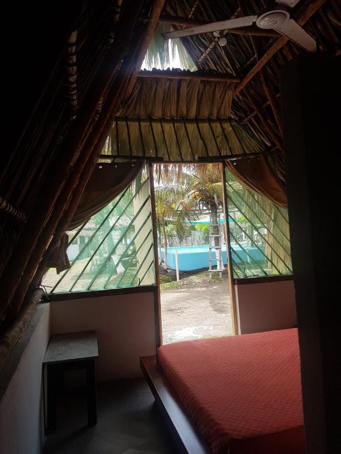 Mi Casa En La Playa Bed and Breakfast Escuintla Exteriör bild