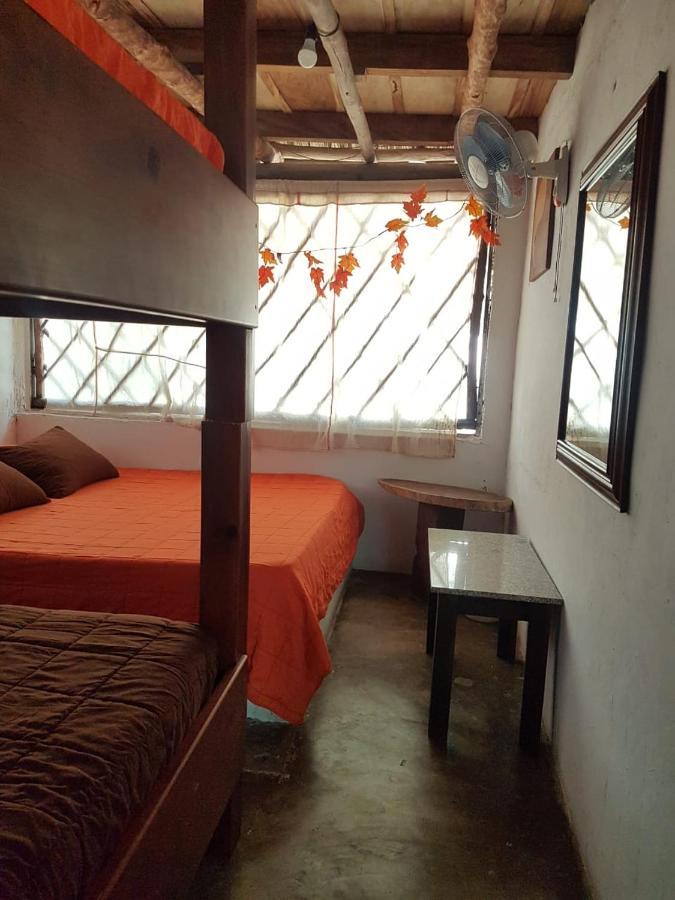 Mi Casa En La Playa Bed and Breakfast Escuintla Exteriör bild